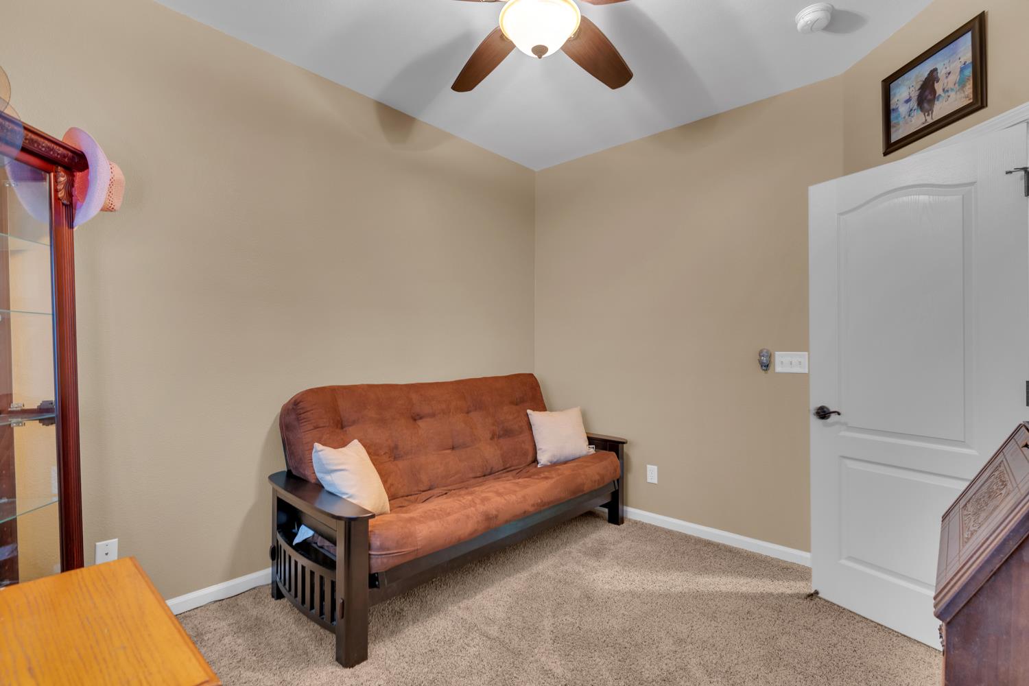 2949 E Palisade Dr, Fresno, CA 93720