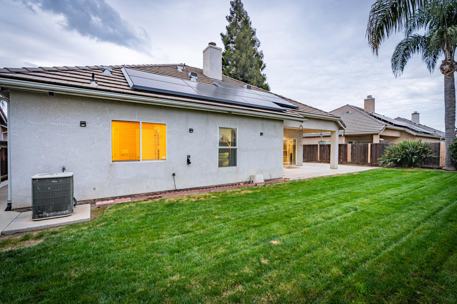 2949 E Palisade Dr, Fresno, CA 93720