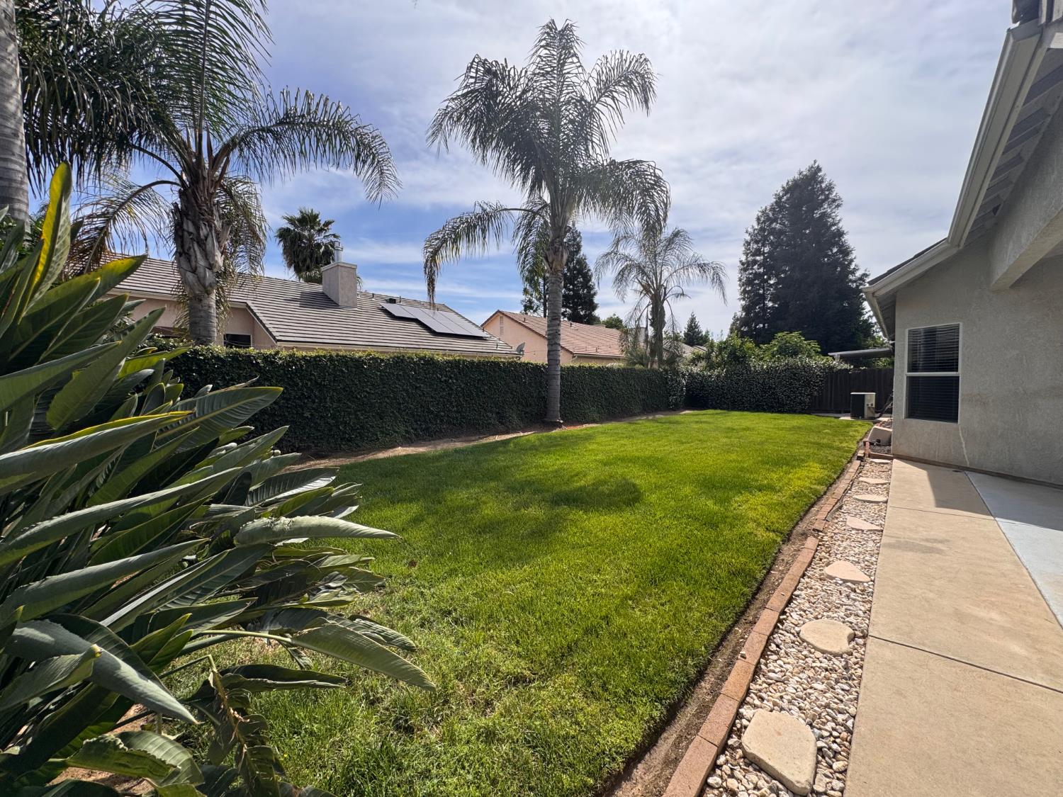 2949 E Palisade Dr, Fresno, CA 93720