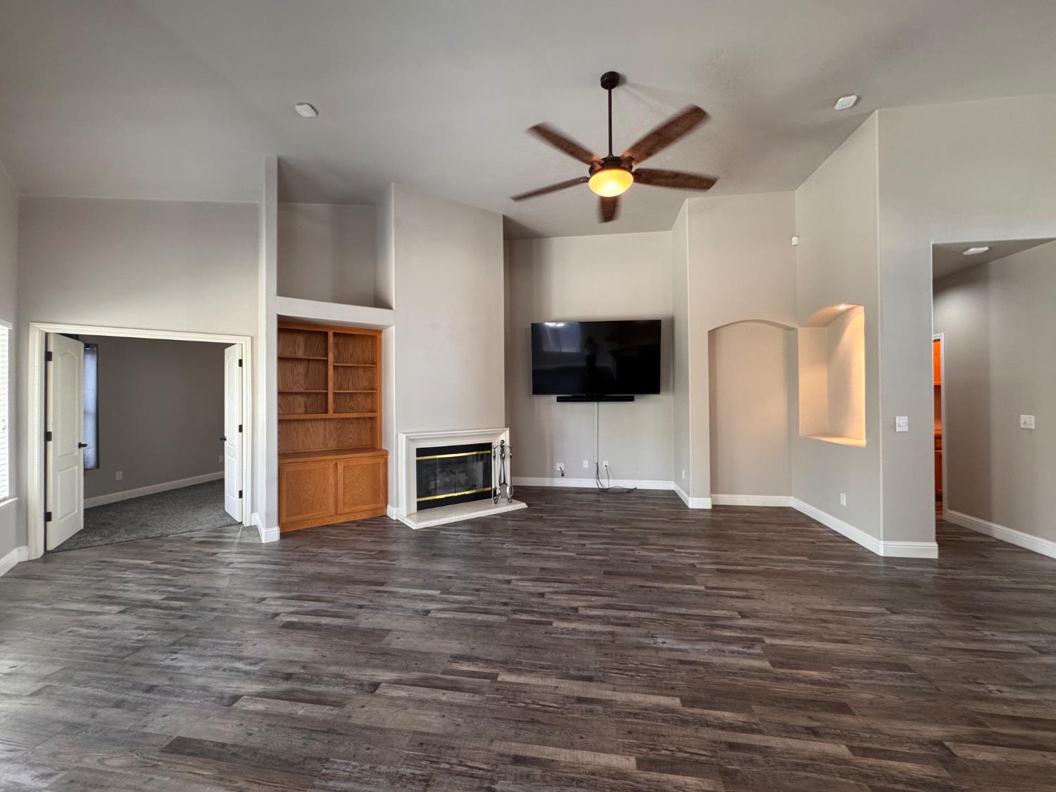 2949 E Palisade Dr, Fresno, CA 93720