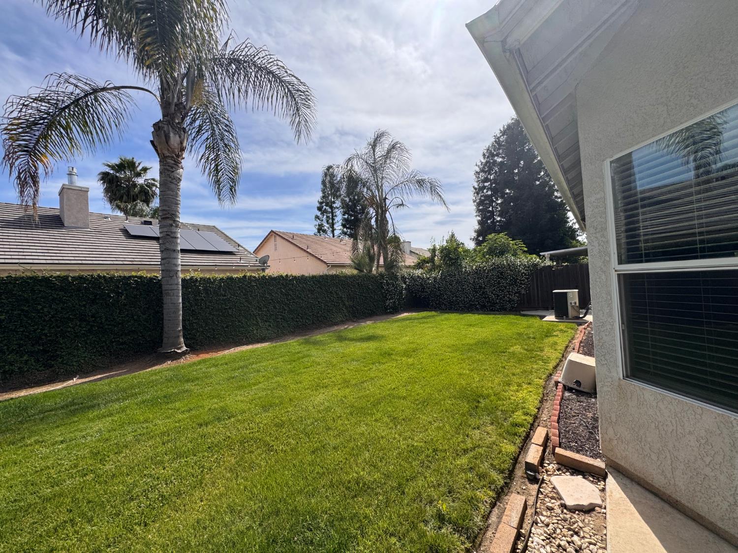 2949 E Palisade Dr, Fresno, CA 93720