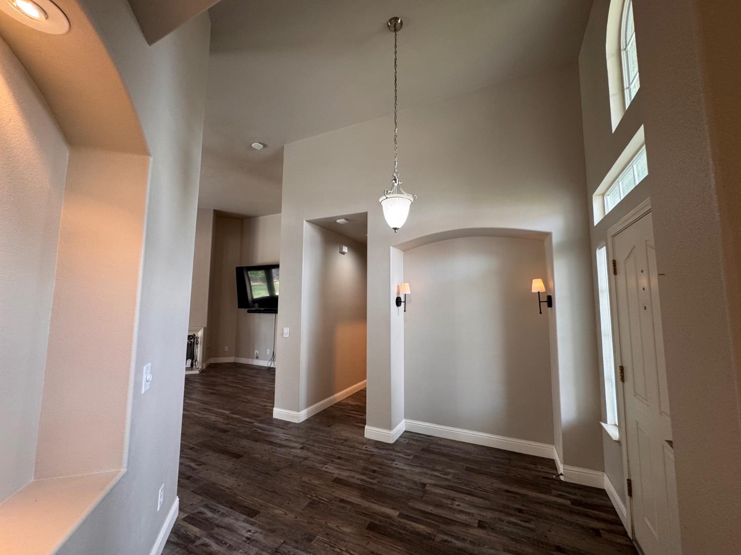 2949 E Palisade Dr, Fresno, CA 93720
