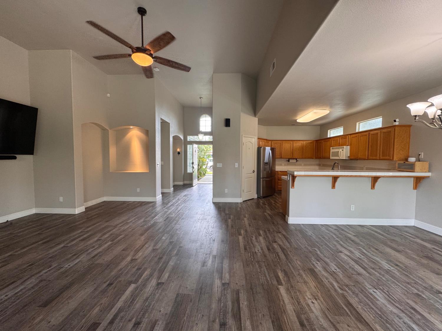 2949 E Palisade Dr, Fresno, CA 93720