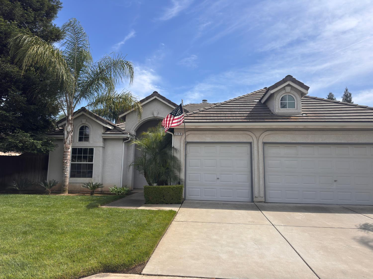 2949 E Palisade Dr, Fresno, CA 93720