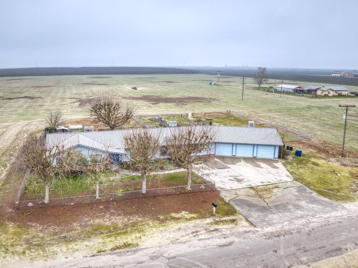 13370 S Bryan Ave, Caruthers, CA 93609