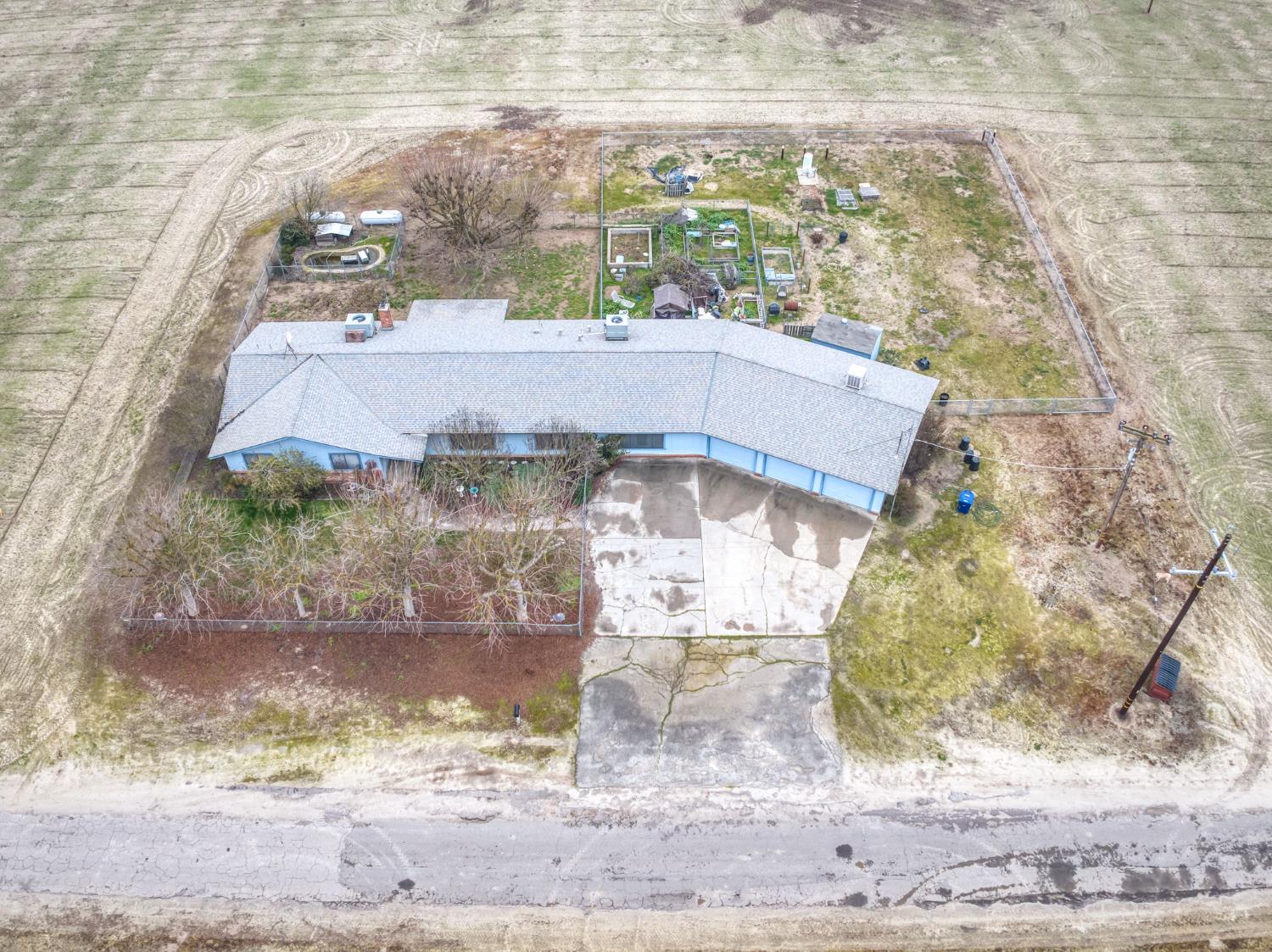 13370 S Bryan Ave, Caruthers, CA 93609