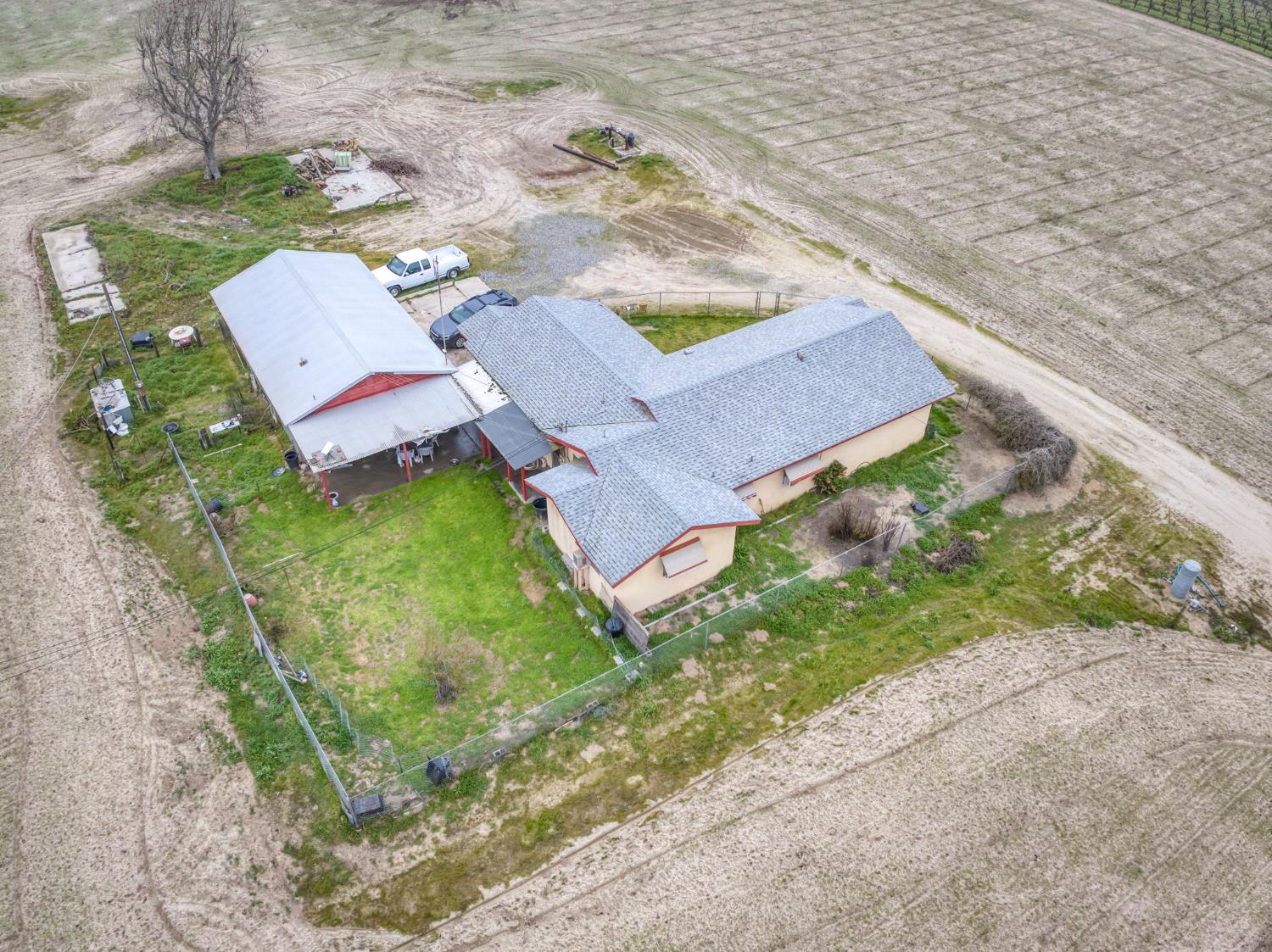 13370 S Bryan Ave, Caruthers, CA 93609