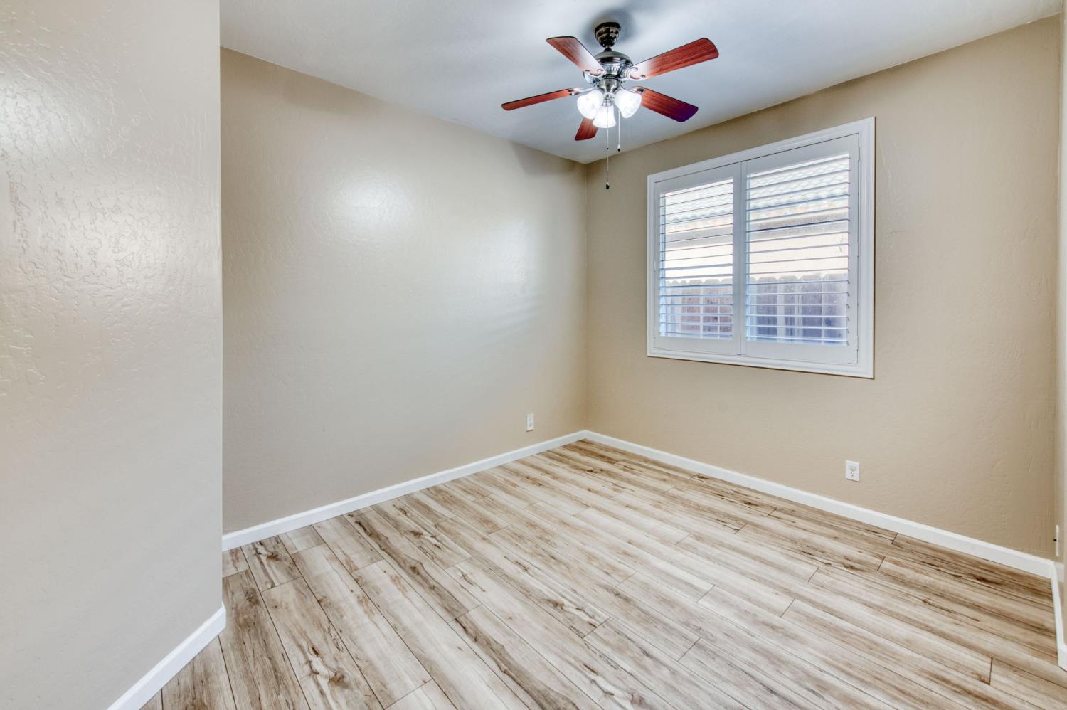 7206 E Dayton Ave, Fresno, CA 93737