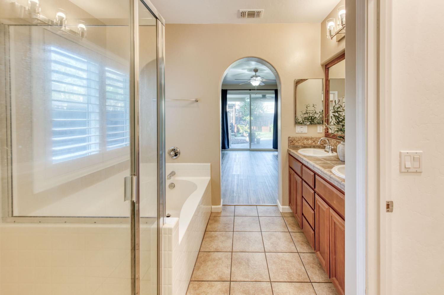 7206 E Dayton Ave, Fresno, CA 93737