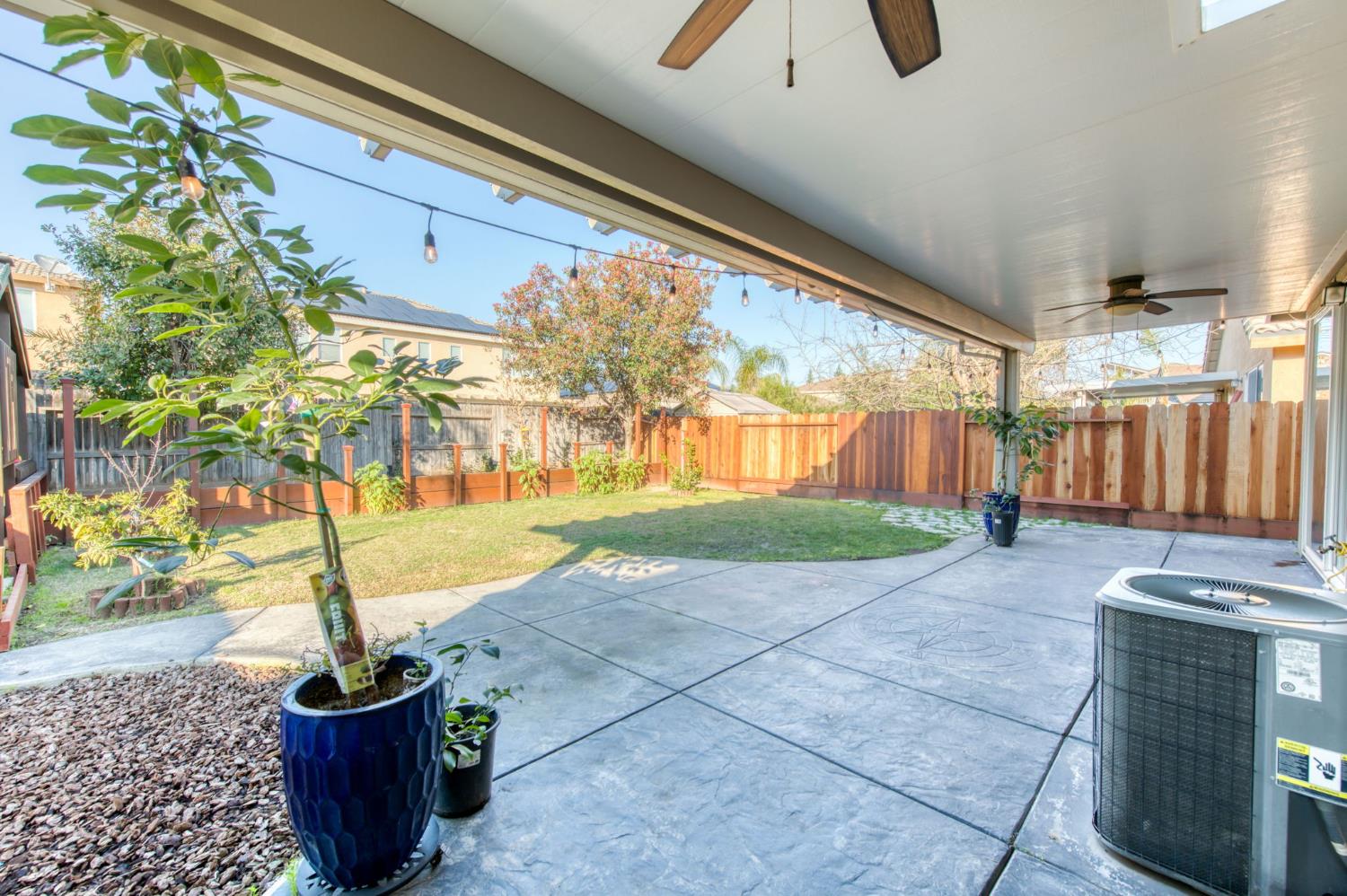 7206 E Dayton Ave, Fresno, CA 93737