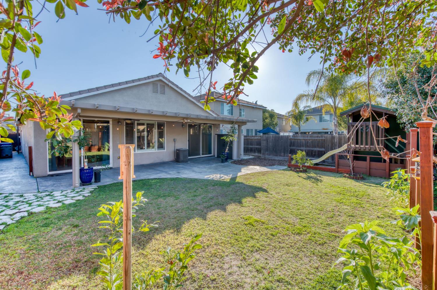 7206 E Dayton Ave, Fresno, CA 93737