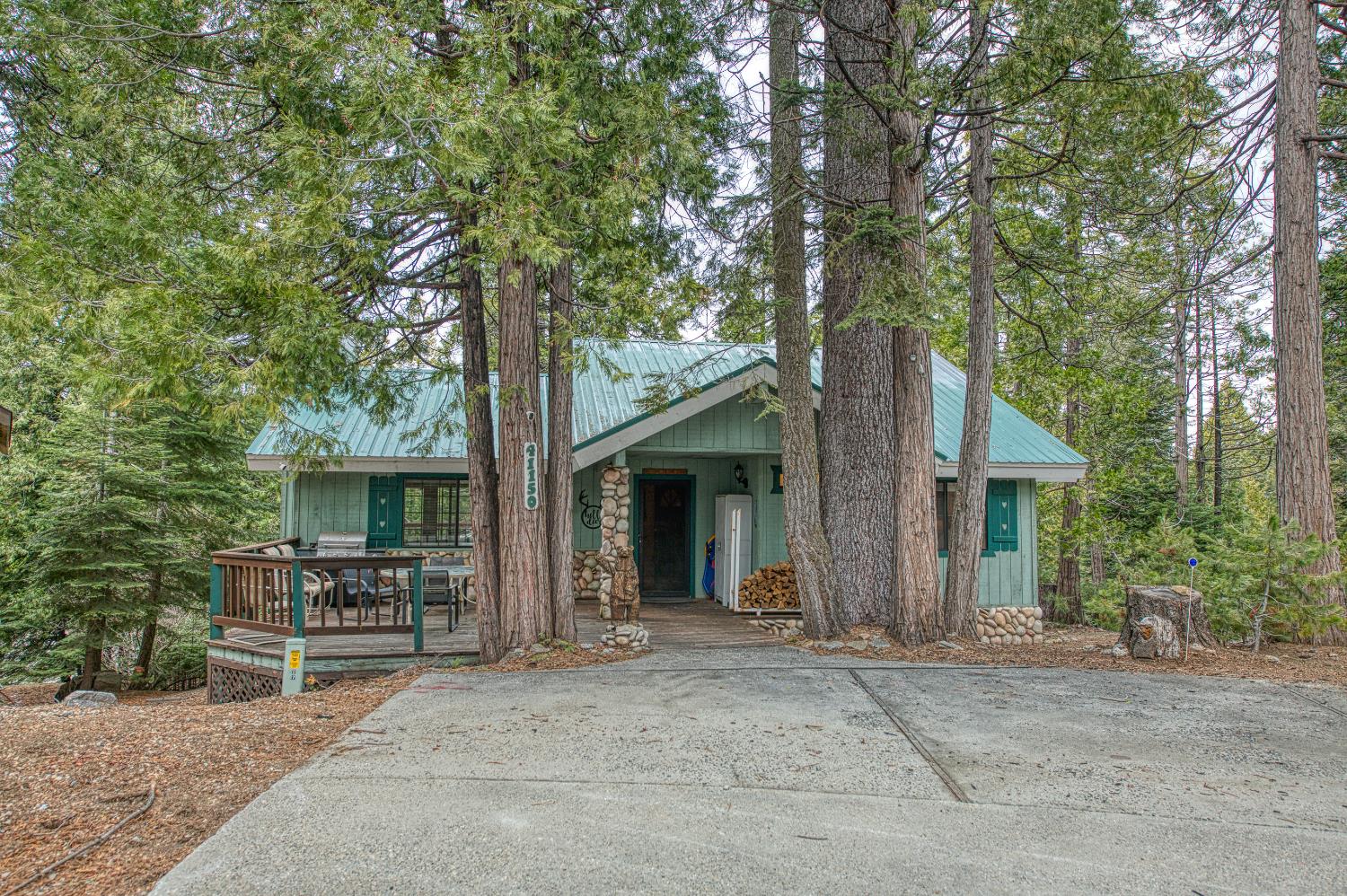 41150 Woodridge Lane, Shaver Lake, CA 93664