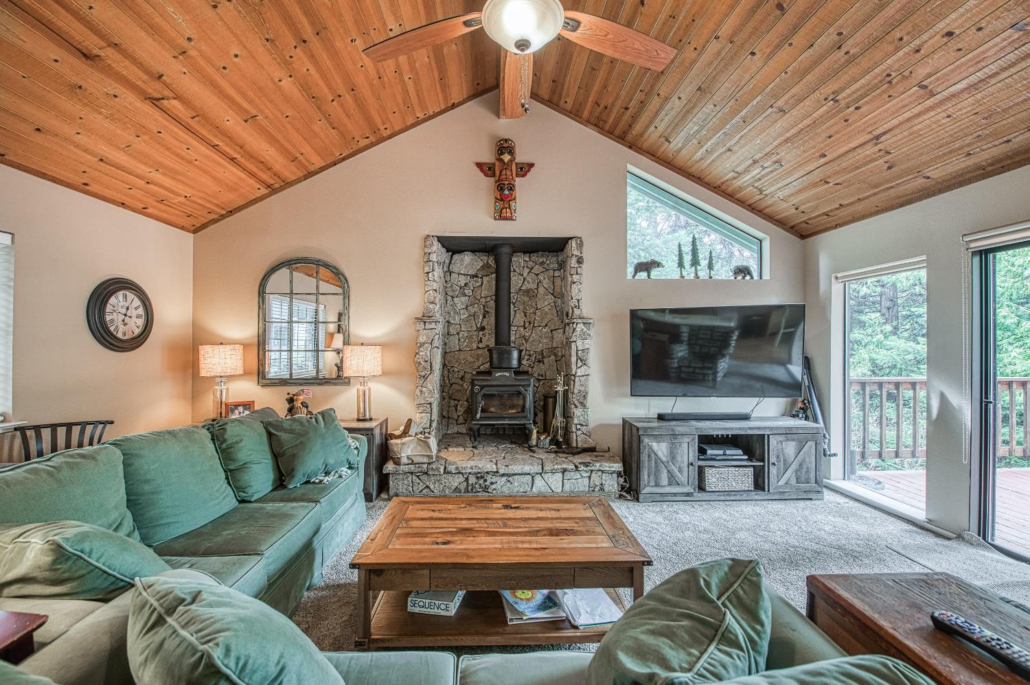 41150 Woodridge Lane, Shaver Lake, CA 93664