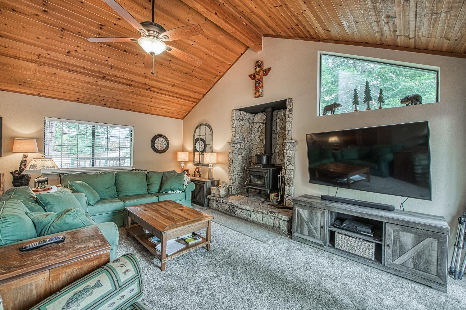 41150 Woodridge Lane, Shaver Lake, CA 93664