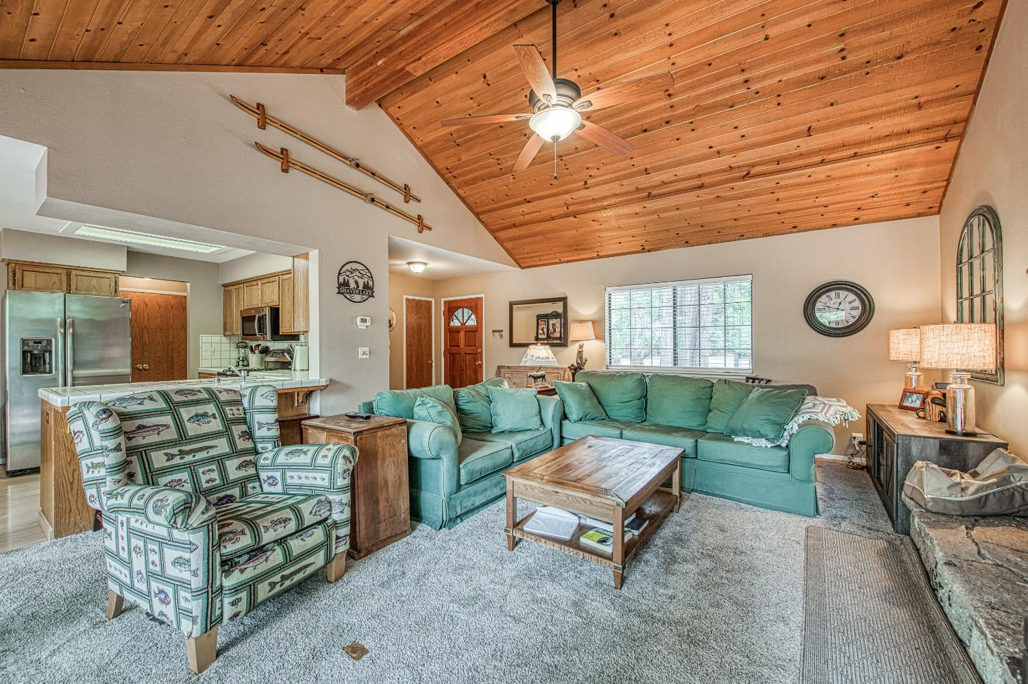 41150 Woodridge Lane, Shaver Lake, CA 93664