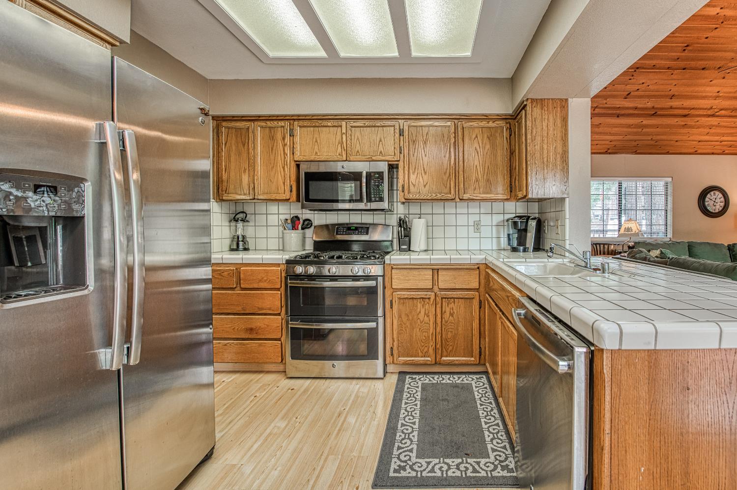 41150 Woodridge Lane, Shaver Lake, CA 93664