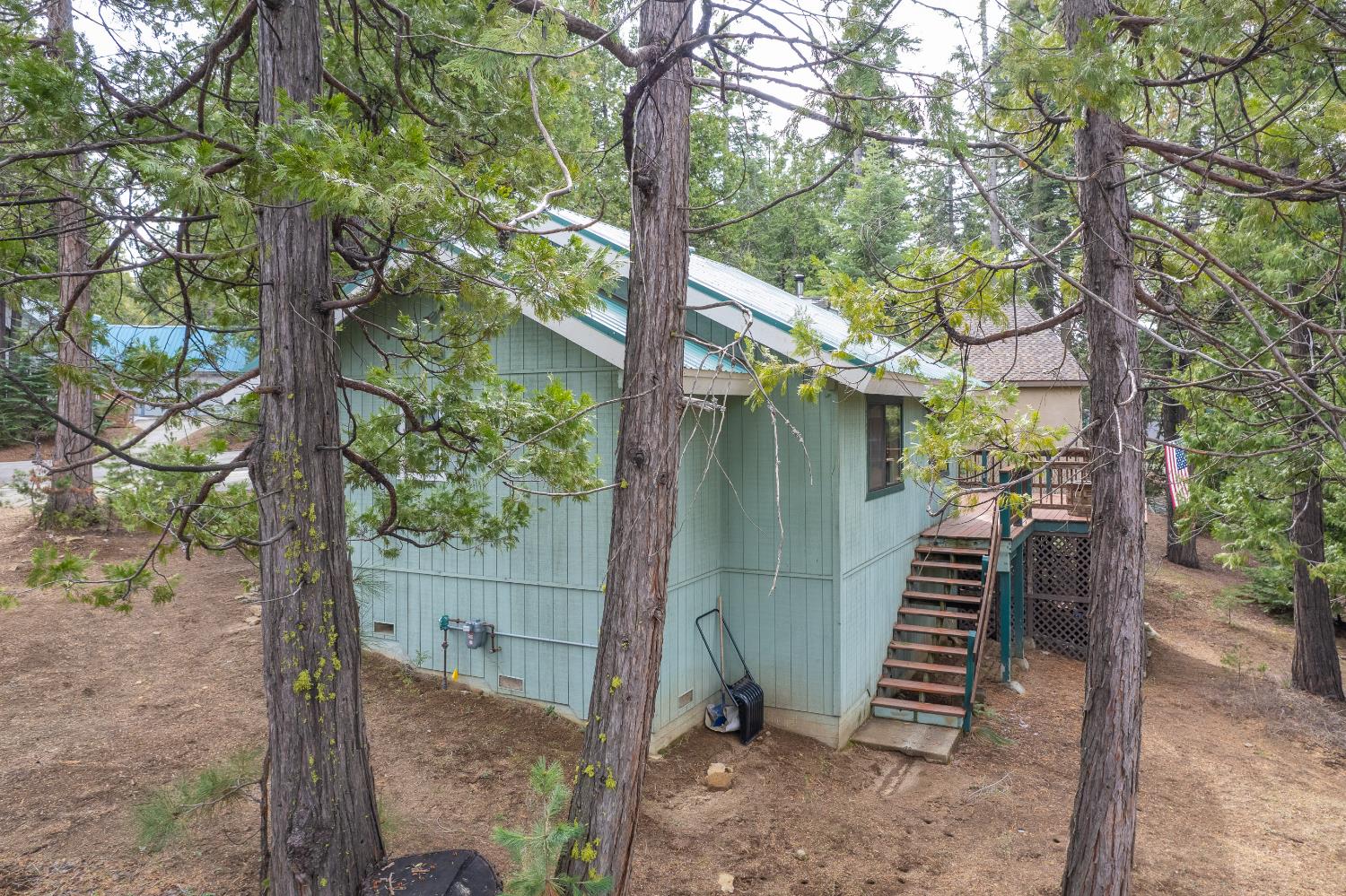 41150 Woodridge Lane, Shaver Lake, CA 93664