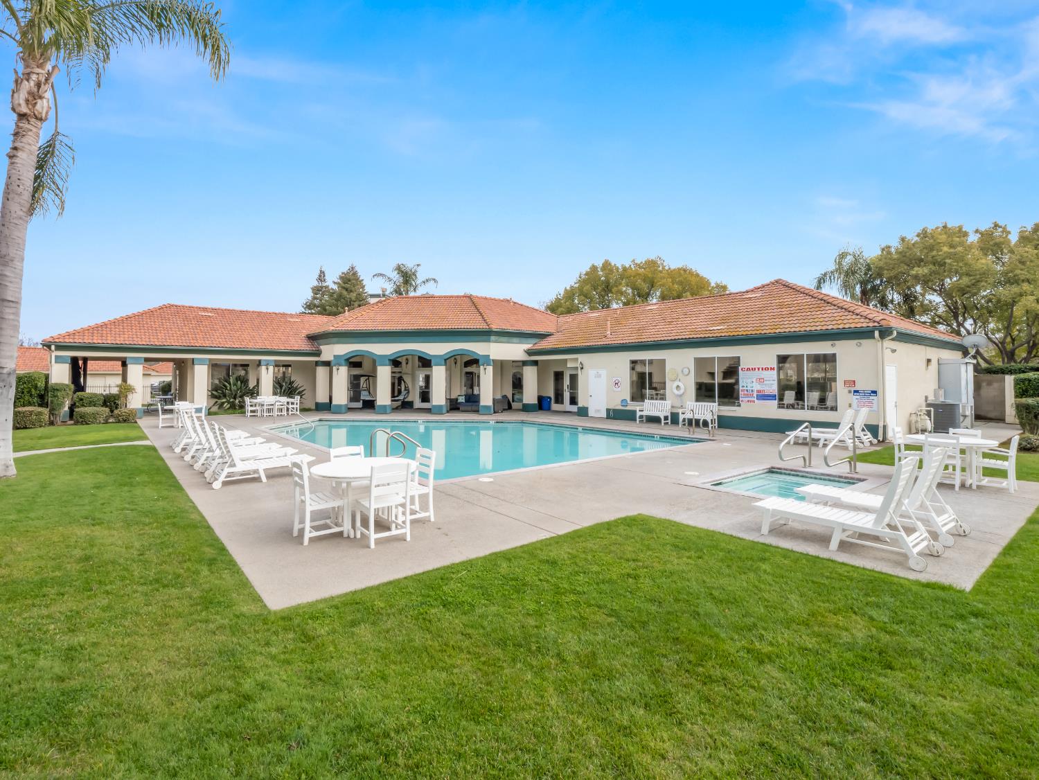 1542 E Alluvial Ave #137, Fresno, CA 93720