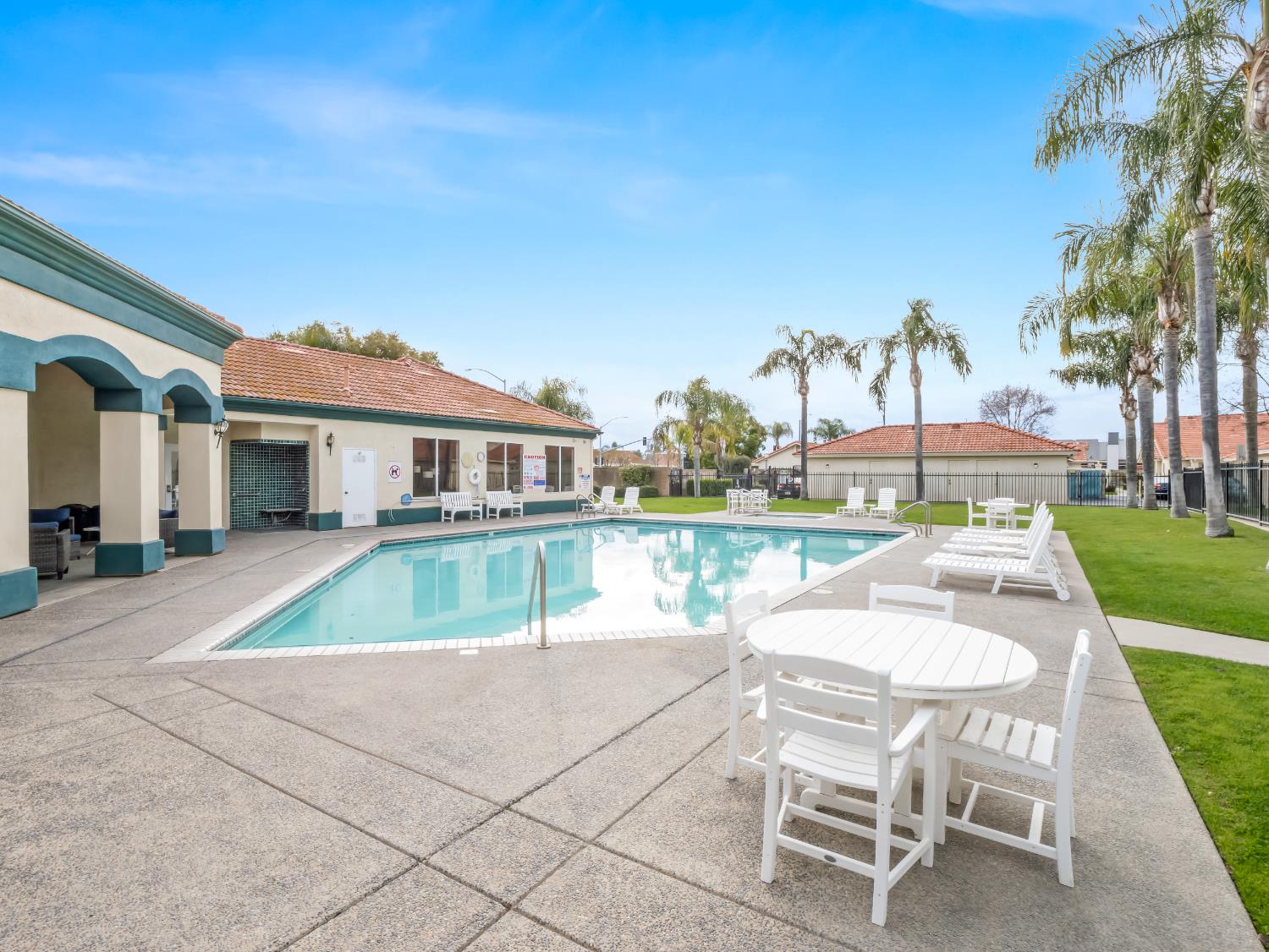 1542 E Alluvial Ave #137, Fresno, CA 93720