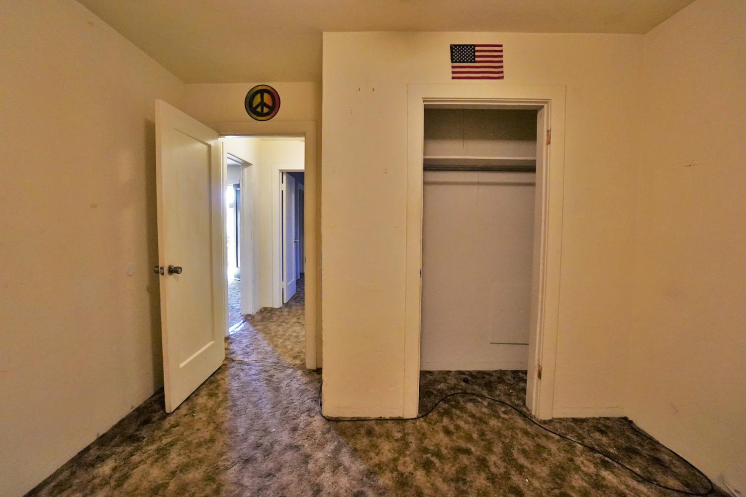 325 Neville St, Hanford, CA 93230