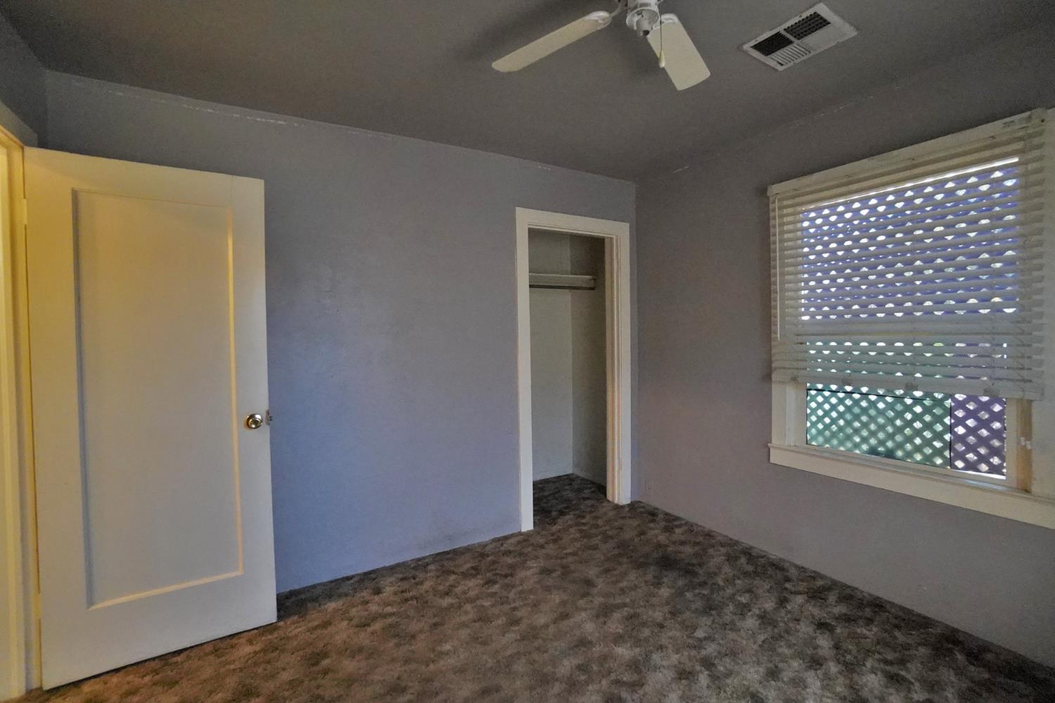 325 Neville St, Hanford, CA 93230