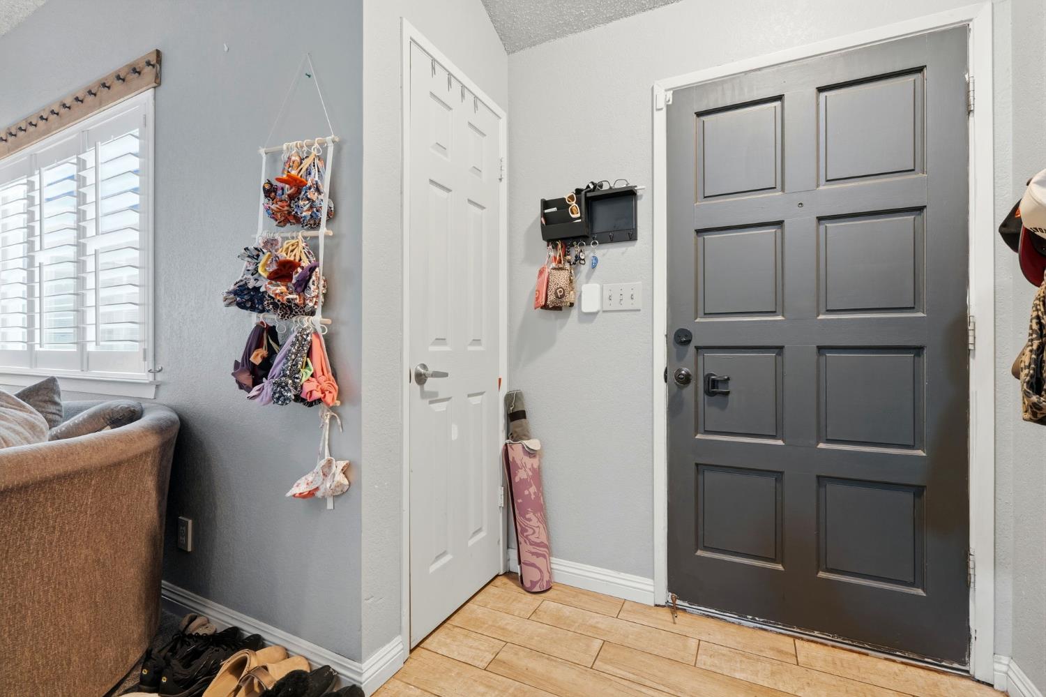 4297 W Brown Ave, Fresno, CA 93722