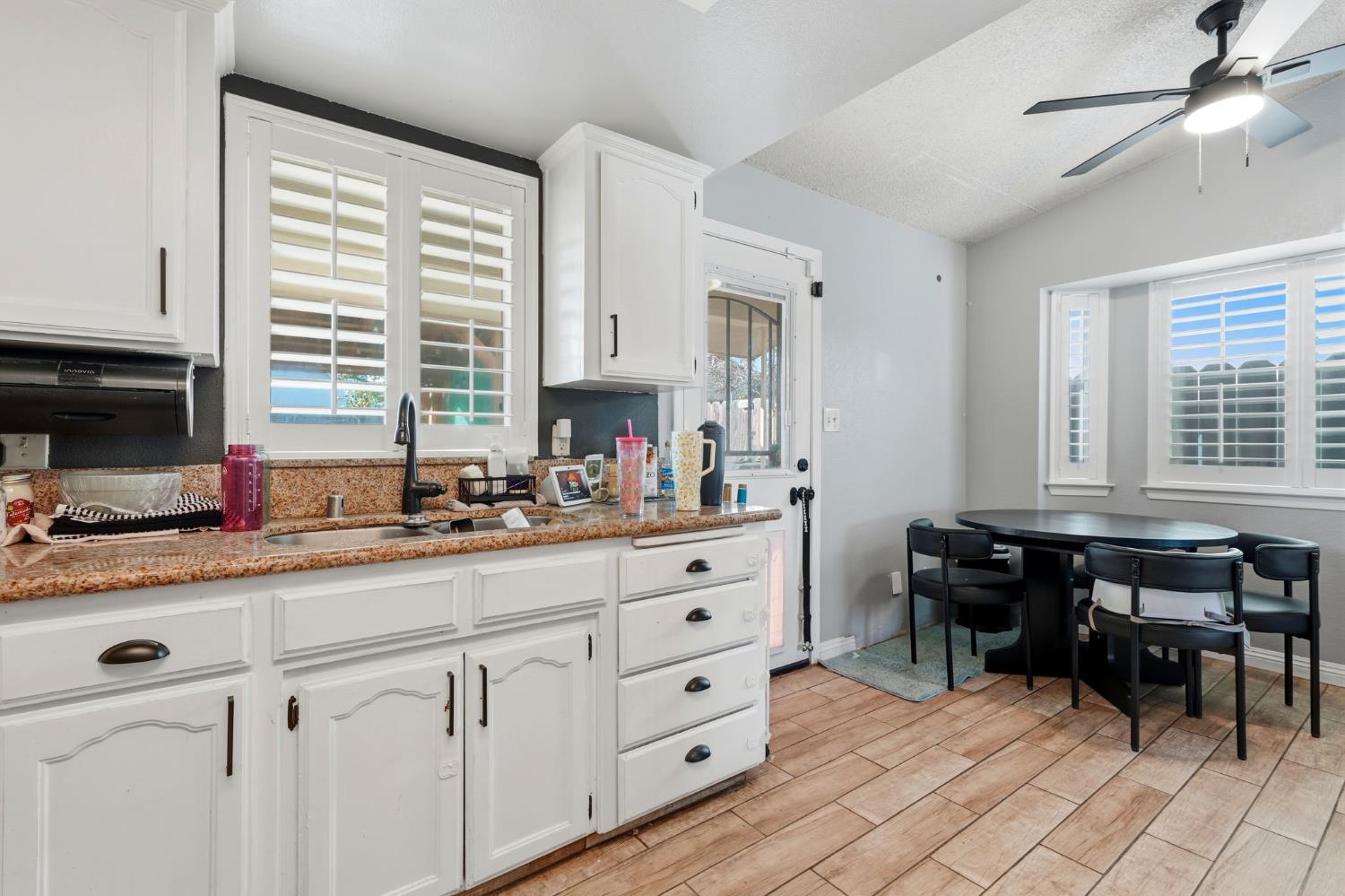 4297 W Brown Ave, Fresno, CA 93722