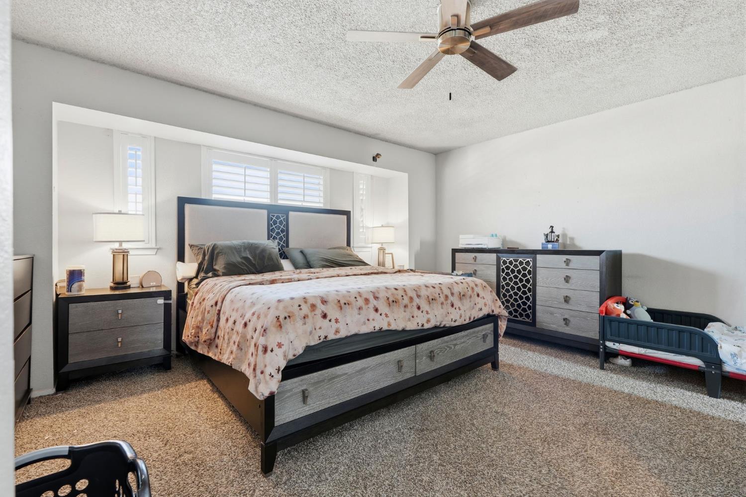 4297 W Brown Ave, Fresno, CA 93722