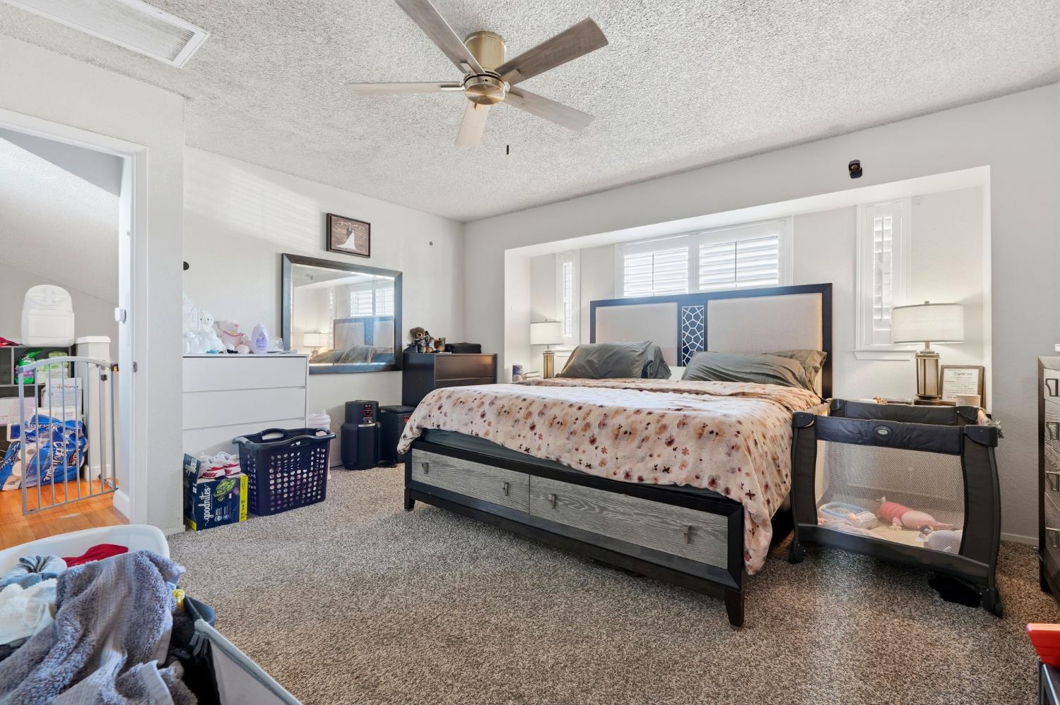 4297 W Brown Ave, Fresno, CA 93722