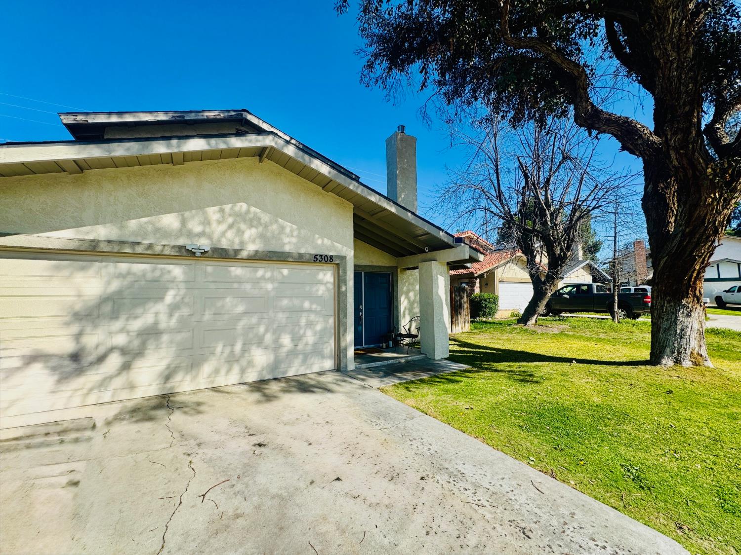 5308 Eastridge Ct, Bakersfield, CA 93306