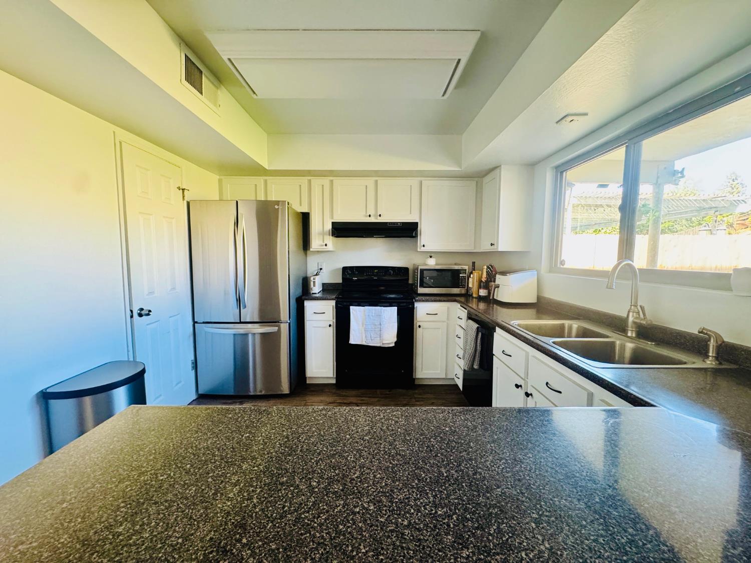 5308 Eastridge Ct, Bakersfield, CA 93306