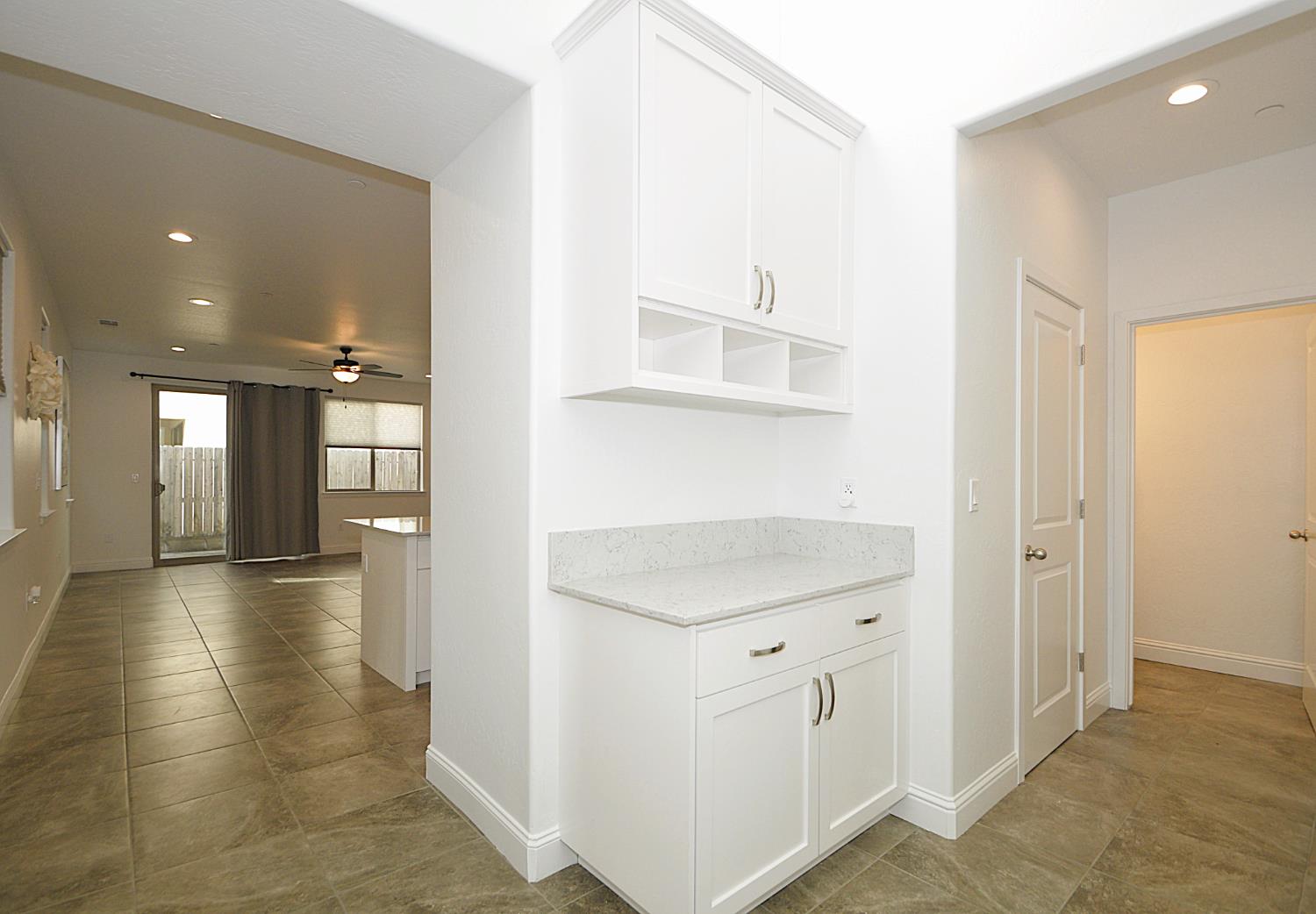 3412 W 3412 W. Venice, Visalia, CA 93277