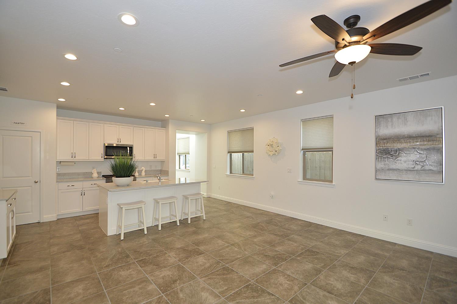 3412 W 3412 W. Venice, Visalia, CA 93277