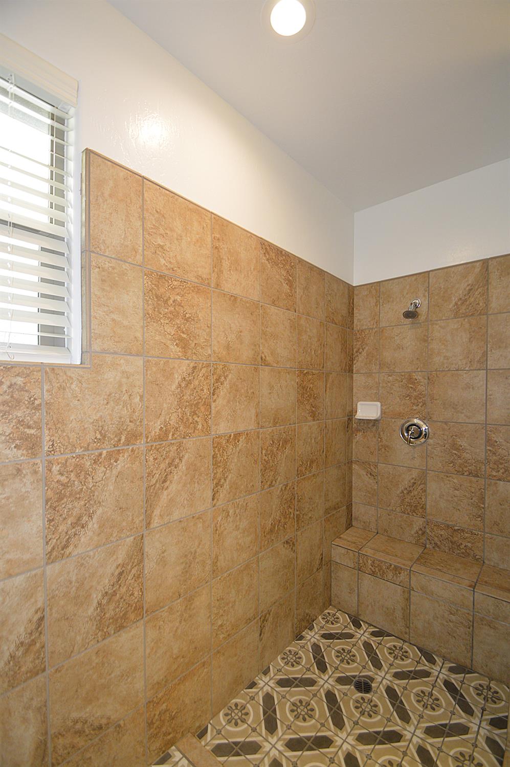 3412 W 3412 W. Venice, Visalia, CA 93277