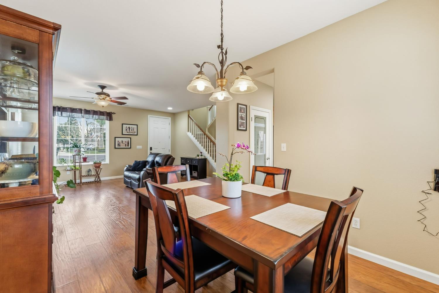 2871 Wrenwood Ave, Clovis, CA 93611