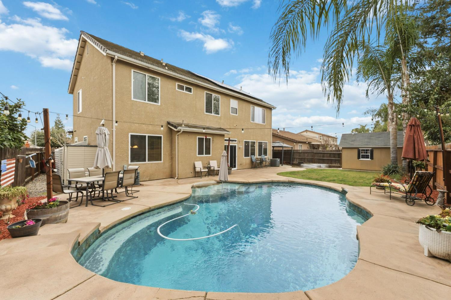 2871 Wrenwood Ave, Clovis, CA 93611