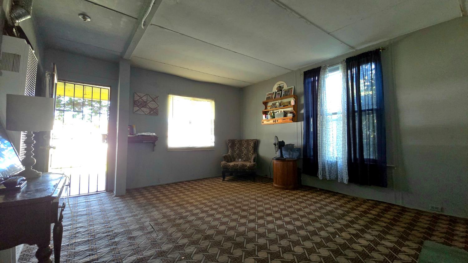 520 E Yale, Dinuba, CA 93618