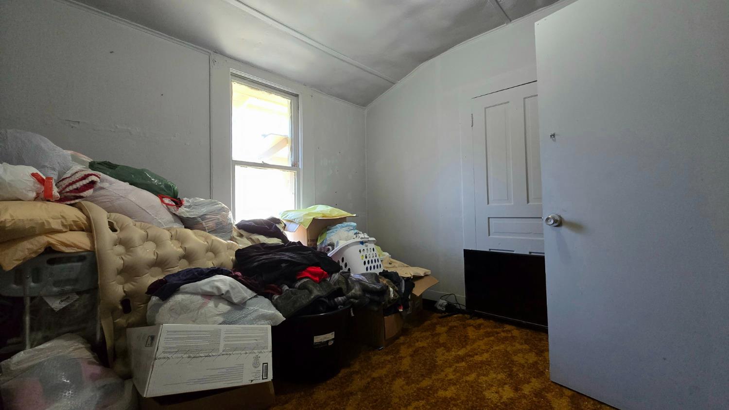 520 E Yale, Dinuba, CA 93618