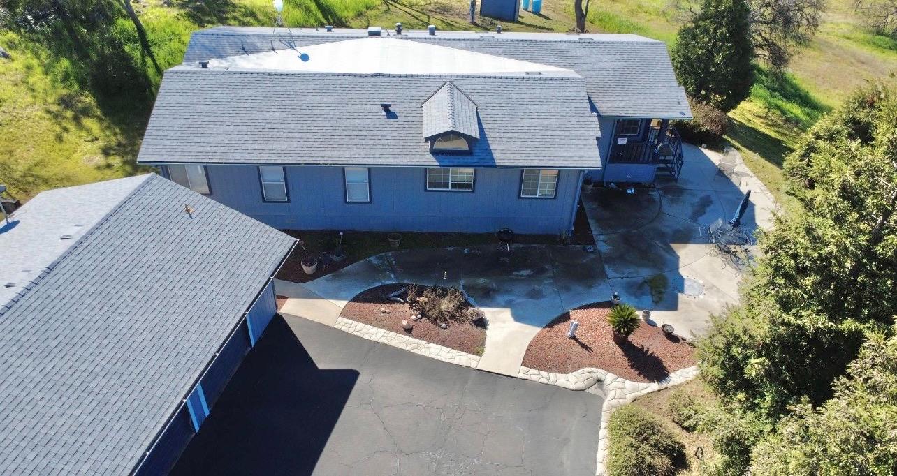 38075 Willowood Ln, Yokuts Valley, CA 93675