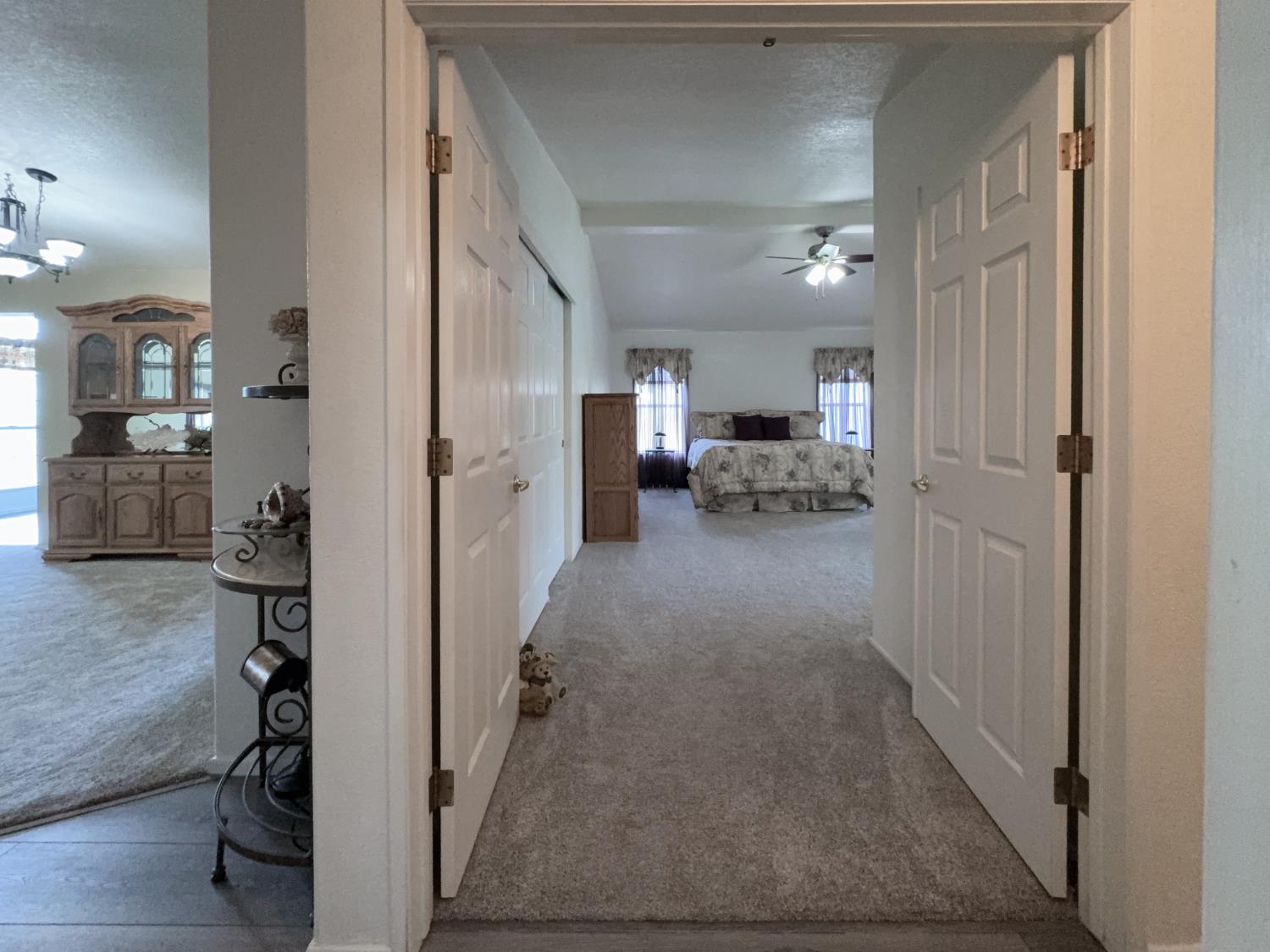 38075 Willowood Ln, Yokuts Valley, CA 93675