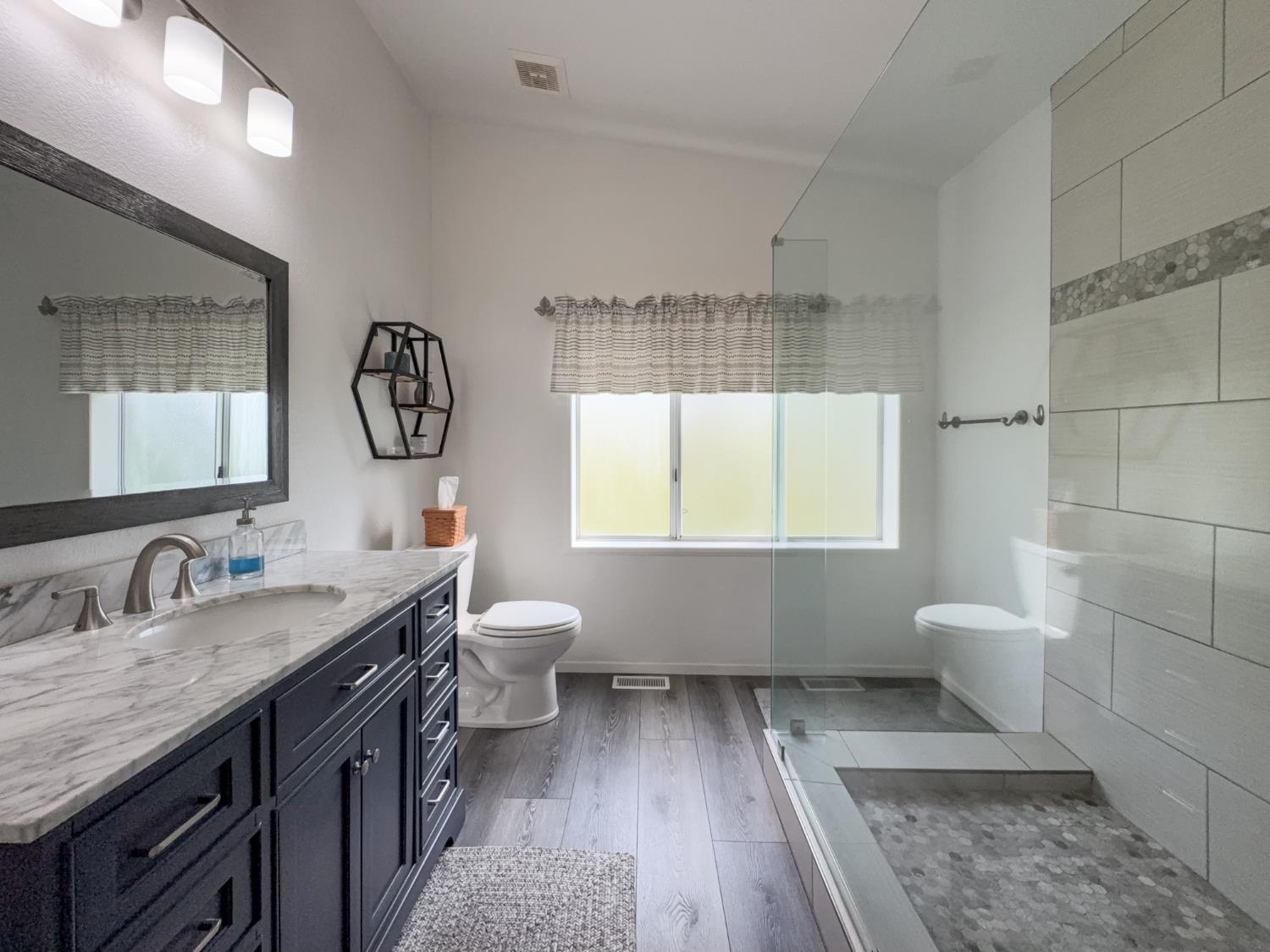 38075 Willowood Ln, Yokuts Valley, CA 93675