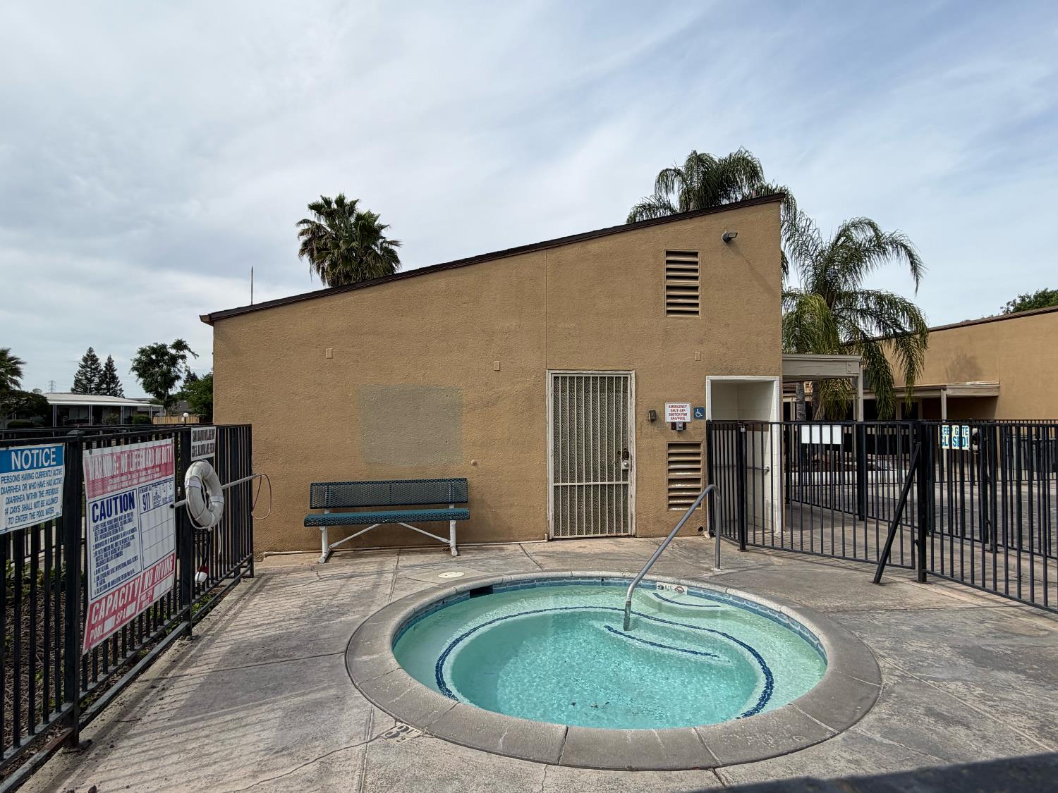 336 E Alluvial Ave #98, Fresno, CA 93720