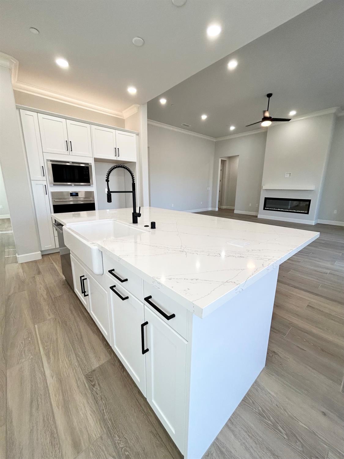 1655 Heirloom Avenue, Clovis, CA 93619