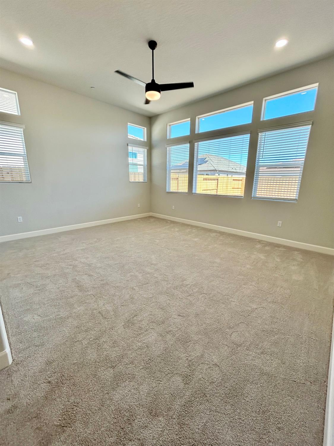 1655 Heirloom Avenue, Clovis, CA 93619