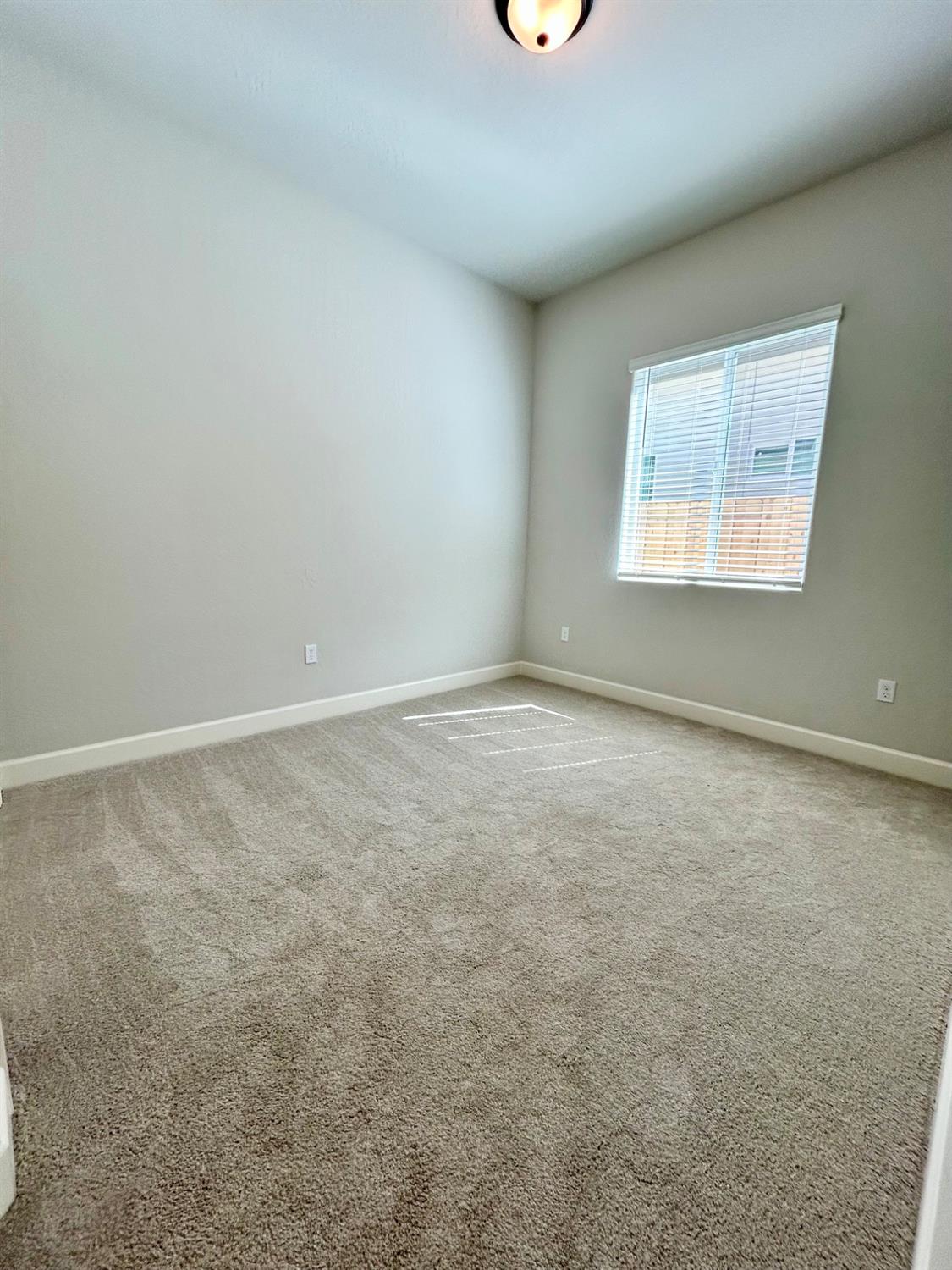 1655 Heirloom Avenue, Clovis, CA 93619