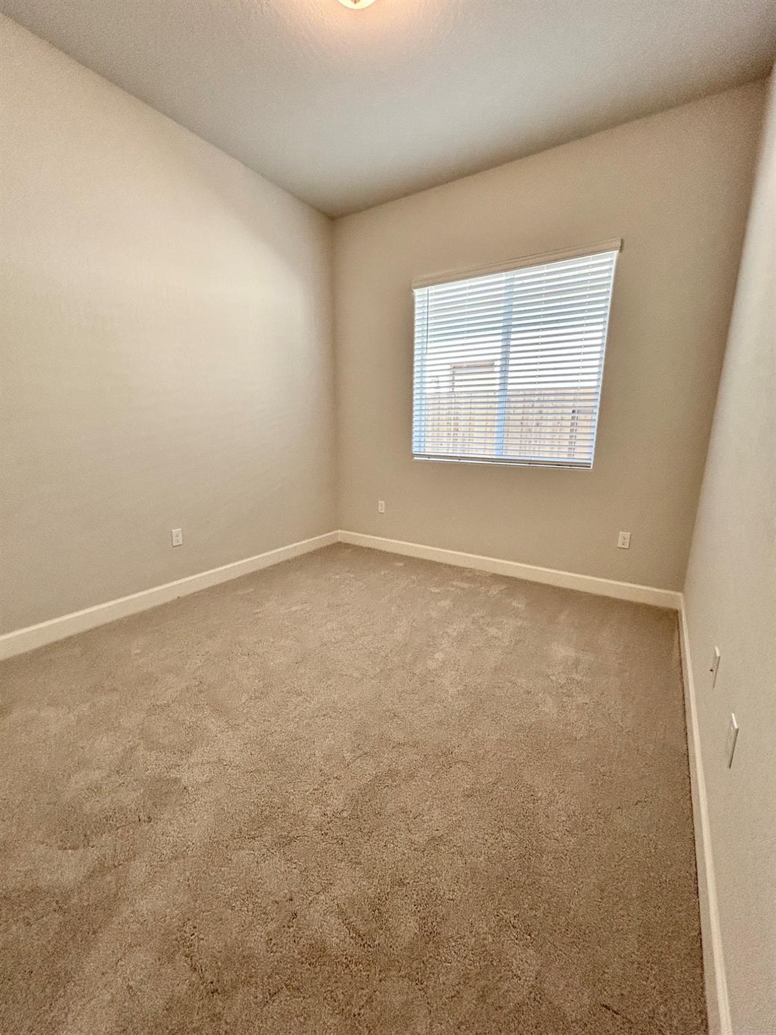 1655 Heirloom Avenue, Clovis, CA 93619