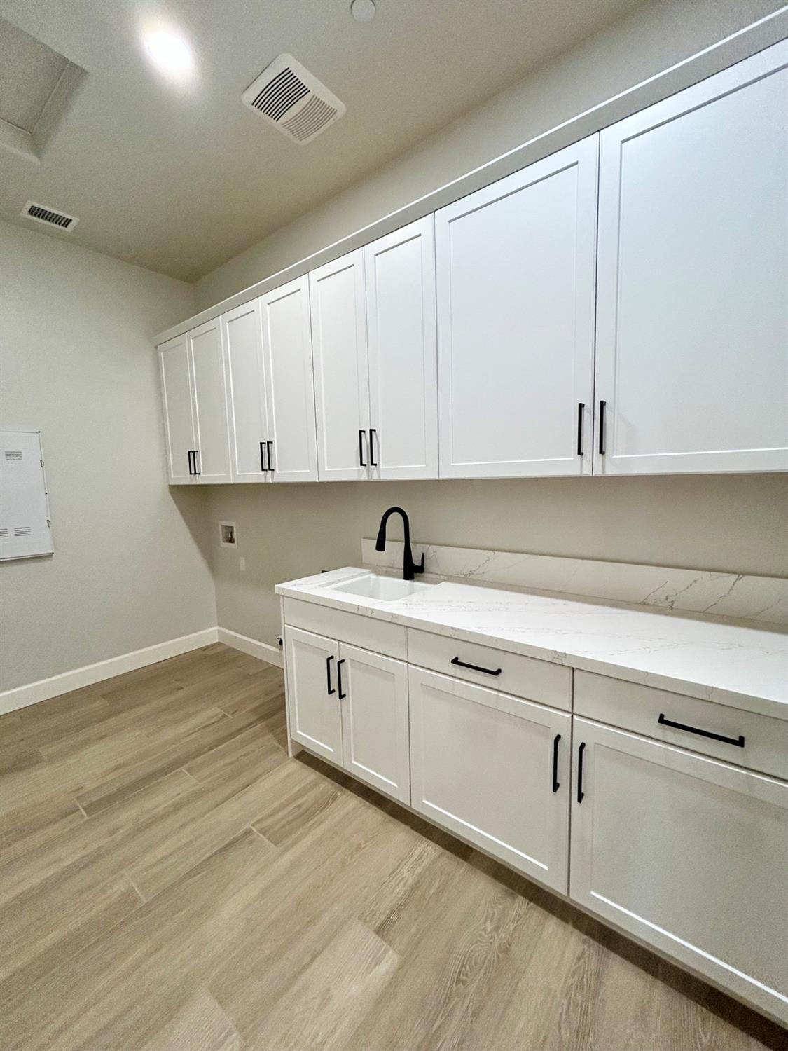 1655 Heirloom Avenue, Clovis, CA 93619