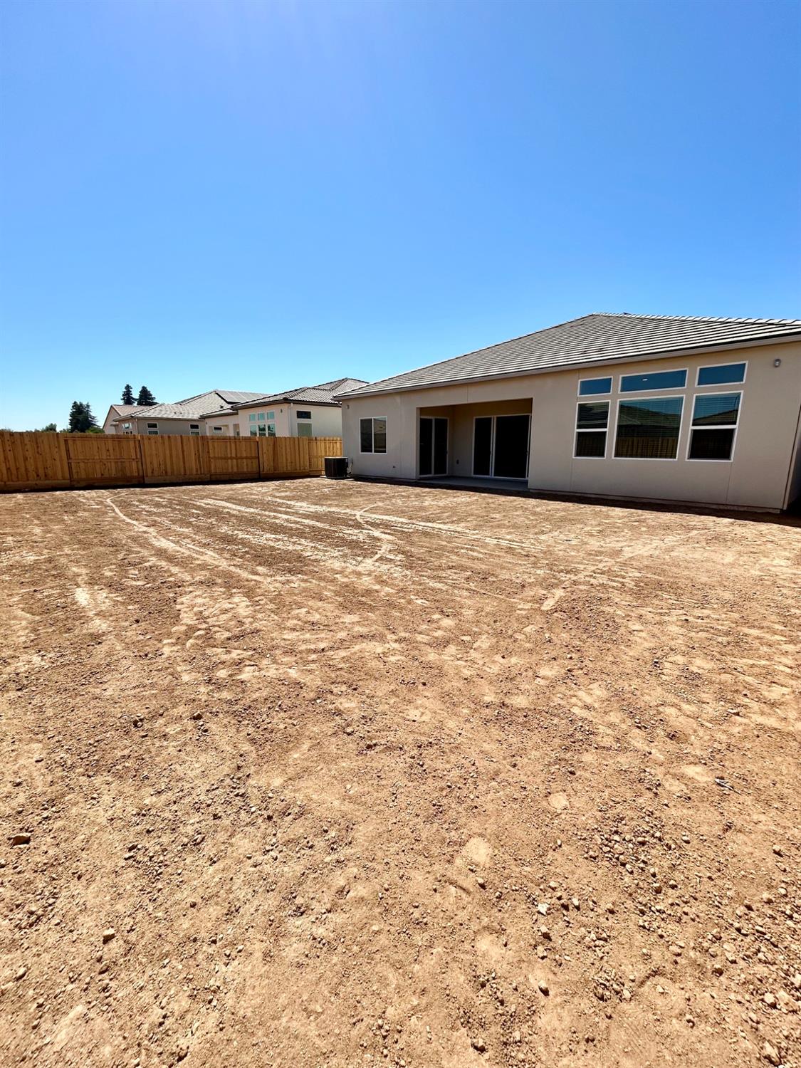 1655 Heirloom Avenue, Clovis, CA 93619