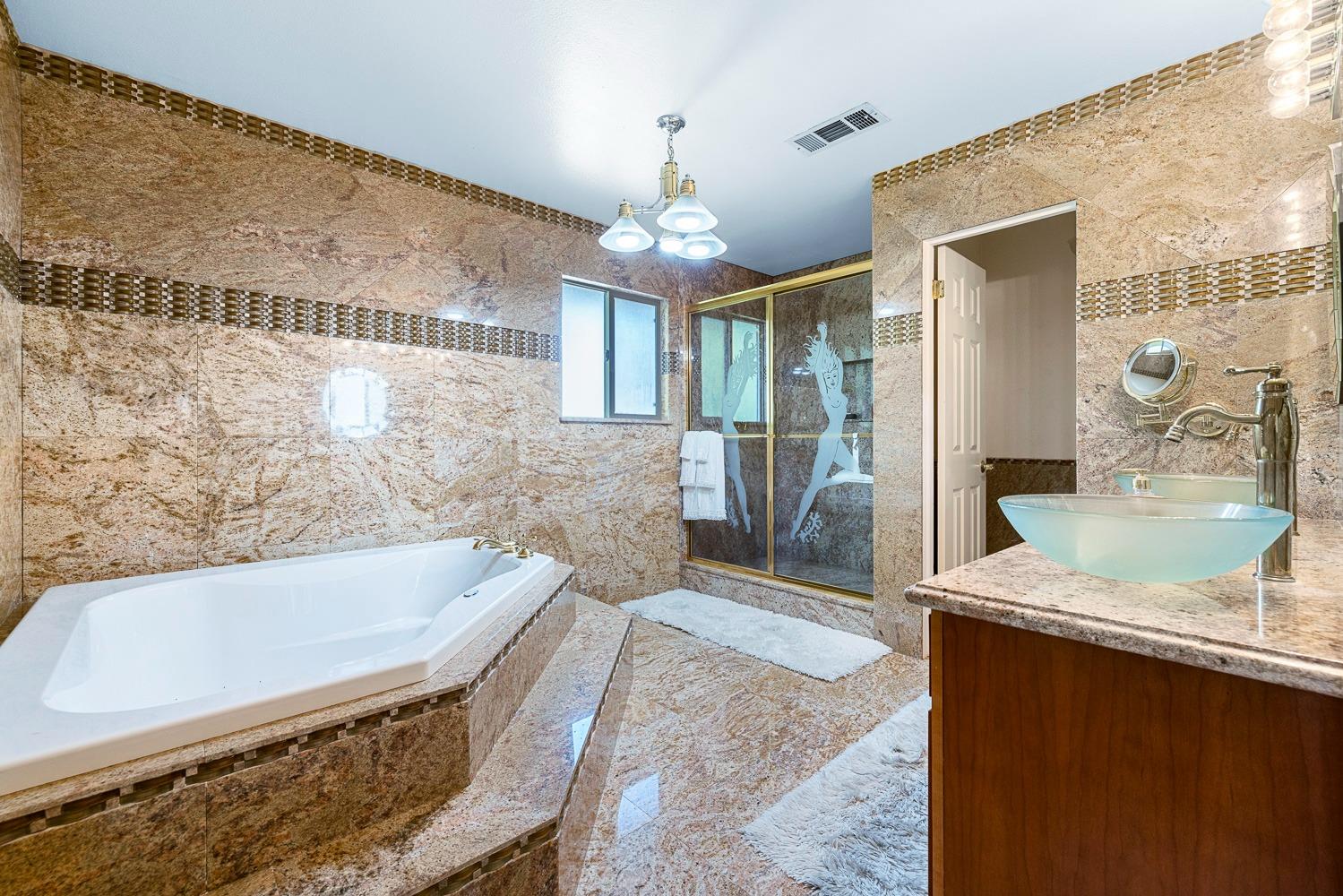 3607 W Magill Ave, Fresno, CA 93711