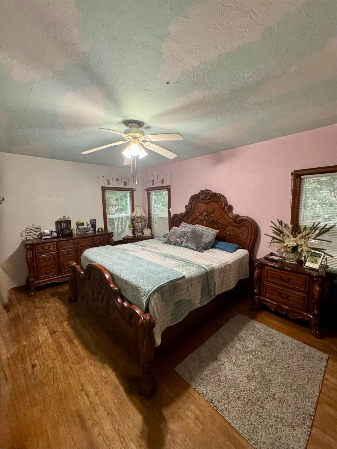 20745 S Pio Pico, Laton, CA 93242